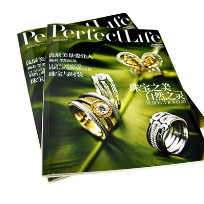 A4 Film Lamination Personal Magazine Book Printing Customized Glossy Finish
